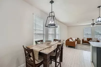 2004 S Ash Cove W, Hutto, TX 78634 - Photo 12