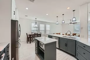 2004 S Ash Cove W, Hutto, TX 78634 - Photo 10