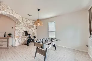2004 S Ash Cove W, Hutto, TX 78634 - Photo 14