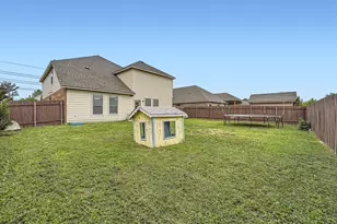 2004 S Ash Cove W, Hutto, TX 78634 - Photo 32