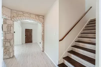 2004 S Ash Cove W, Hutto, TX 78634 - Photo 16