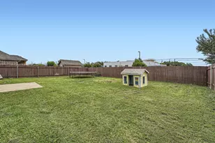 2004 S Ash Cove W, Hutto, TX 78634 - Photo 34