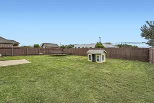 2004 S Ash Cove W, Hutto, TX 78634 - Photo 34