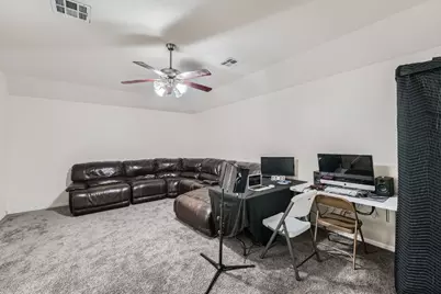 2004 S Ash Cove W, Hutto, TX 78634 - Photo 32