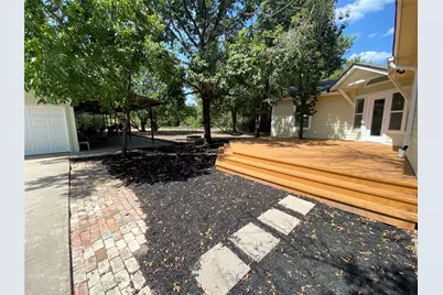 4902 Pecan Springs Road, Austin, TX 78723 - Photo 10