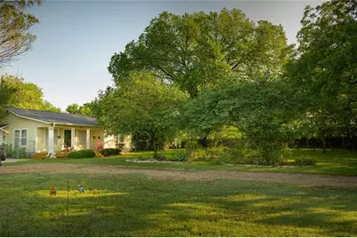 4902 Pecan Springs Road, Austin, TX 78723 - Photo 6