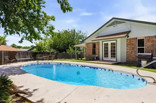 2702 Julie Cove, Taylor, TX 76574 - Photo 22