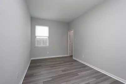 521 Congress Way, Liberty Hill, TX 78642 - Photo 16