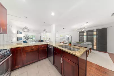 5108 Emerald Forest Drive, Austin, TX 78745 - Photo 14