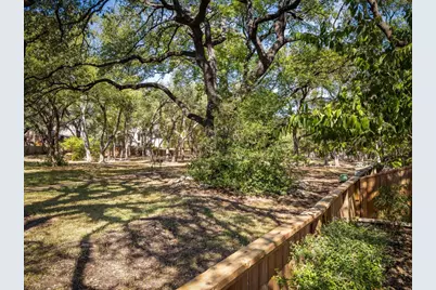 8216 Summer Side Drive, Austin, TX 78759 - Photo 30
