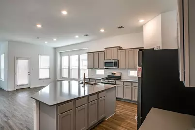 104 Night Bloom Path, Liberty Hill, TX 78642 - Photo 10