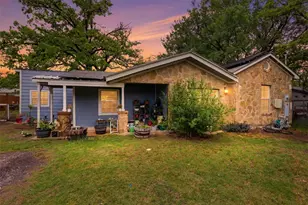 106 Zimmerman Ave, Bastrop, TX 78602 - Photo 1