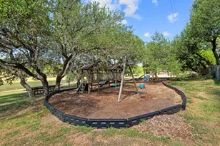 10114 Janet Loop, Dripping Springs, TX 78620 - Photo 30