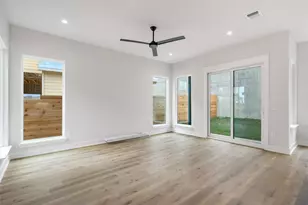 2709 Bristol Dr, Austin, TX 78723 - Photo 4