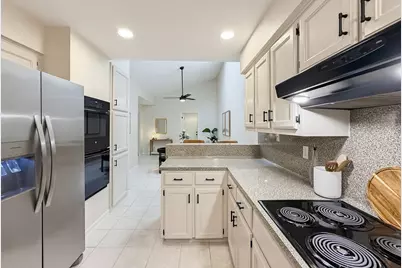 7903 Tealwood Trail, Austin, TX 78731 - Photo 8