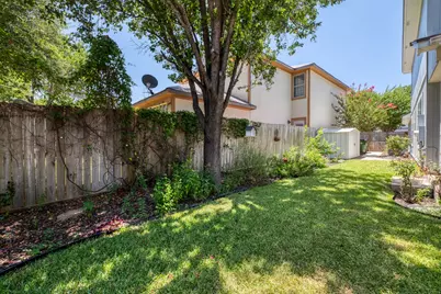 2137 Redwing Way, Round Rock, TX 78664 - Photo 16