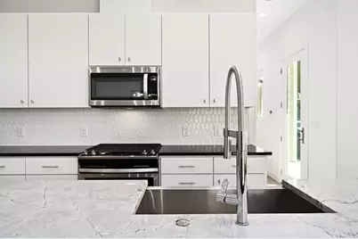 5212 Huisache Street #2, Austin, TX 78751 - Photo 12