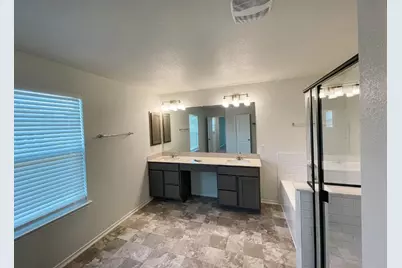 704 Zelia Glen, Leander, TX 78641 - Photo 8