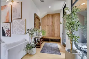 7810 Hardy Dr, Austin, TX 78757 - Photo 4