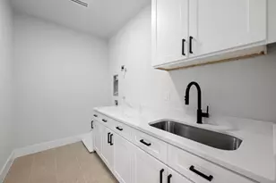 2201 Arpdale St, Austin, TX 78704 - Photo 32