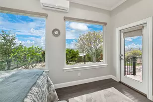 504 Cedar Mountain Dr, Marble Falls, TX 78654 - Photo 2