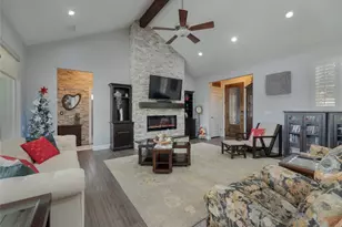 504 Cedar Mountain Dr, Marble Falls, TX 78654 - Photo 6