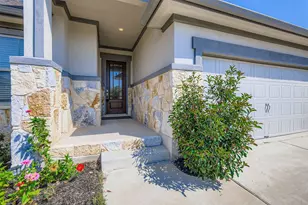 154 Eagle Ford Dr, Kyle, TX 78640 - Photo 4