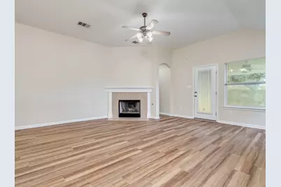 157 Maplewood S, Kyle, TX 78640 - Photo 2