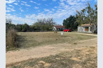 920 E Cameron (Highway 79) Avenue #4, Rockdale, TX 76567 - Photo 1