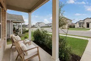9605 Grapevine Leaf Dr, Manor, TX 78653 - Photo 2