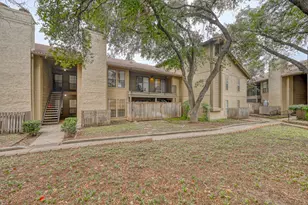 1202 Thorpe Ln, San Marcos, TX 78666 - Photo 2