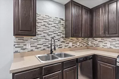 5036 Lexington Meadow Lane, Del Valle, TX 78617 - Photo 10