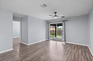 5036 Lexington Meadow Ln, Del Valle, TX 78617 - Photo 14