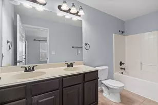 5036 Lexington Meadow Ln, Del Valle, TX 78617 - Photo 18