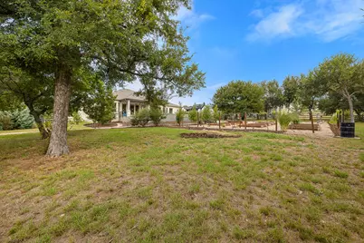 128 Stag Leap Court, Liberty Hill, TX 78642 - Photo 38