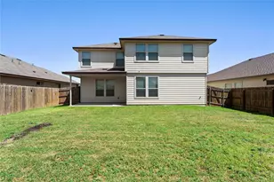 105 Green Jay Dr, Jarrell, TX 76537 - Photo 38