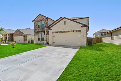 105 Green Jay Drive, Jarrell, TX 76537 - Photo 4