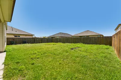 105 Green Jay Drive, Jarrell, TX 76537 - Photo 38