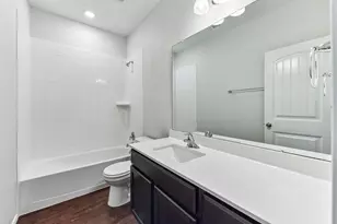 105 Green Jay Dr, Jarrell, TX 76537 - Photo 18