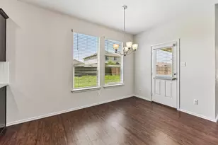 105 Green Jay Dr, Jarrell, TX 76537 - Photo 10