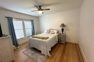 129 E Crockett St, La Grange, TX 78945 - Photo 8