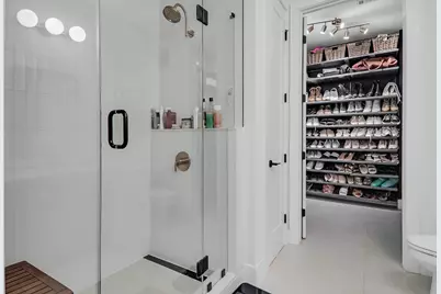 1701 Simond Avenue #304, Austin, TX 78723 - Photo 4