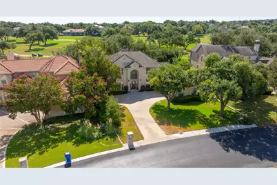 38 Tiburon Drive, The Hills, TX 78738 - Photo 4