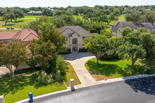 38 Tiburon Dr, The Hills, TX 78738 - Photo 4