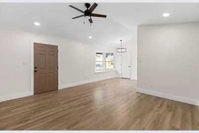 10808 Ridgeway Street, Jonestown, TX 78645 - Photo 4