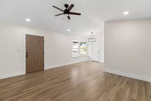 10808 Ridgeway St, Jonestown, TX 78645 - Photo 4