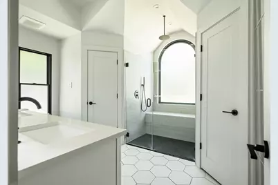 7704 Kiva Drive, Austin, TX 78749 - Photo 28