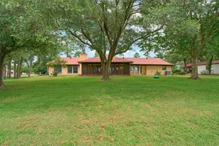 133 Champions Dr, Rockdale, TX 76567 - Photo 4
