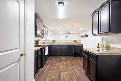 297 Koontz Loop, Jarrell, TX 76537 - Photo 8