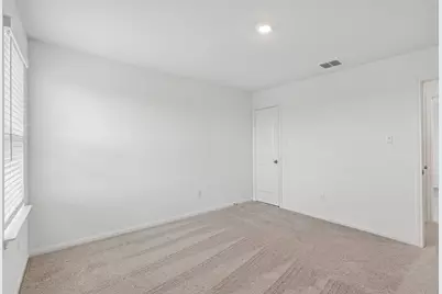 18400 Stellers Sea Street, Elgin, TX 78621 - Photo 32